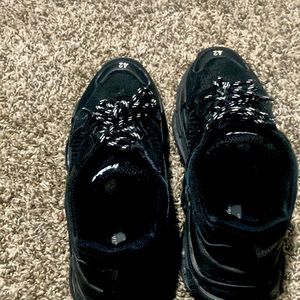 Balenciaga, triple S size 42